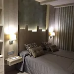 בית הארחה Pey 2*
