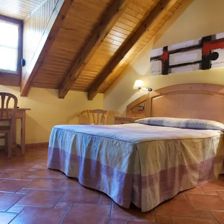 Guest house Pey 2*